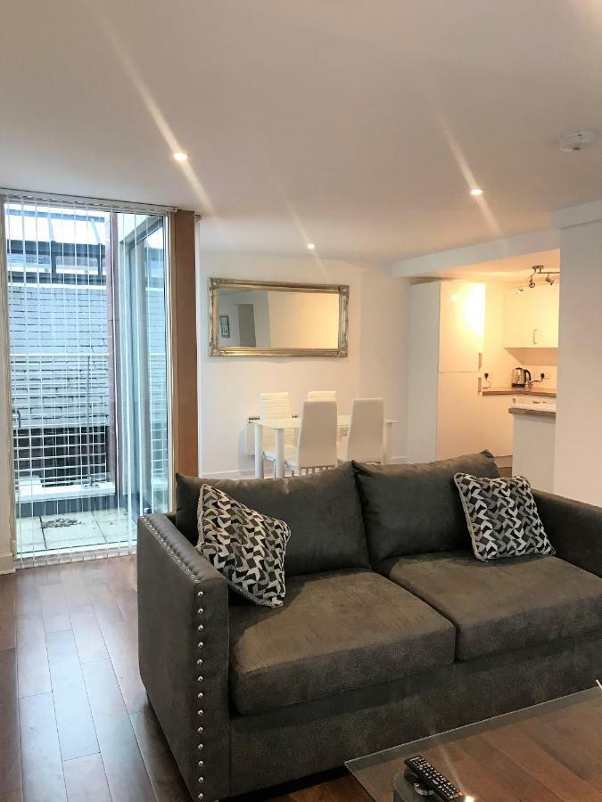 Apartment Ice House *
